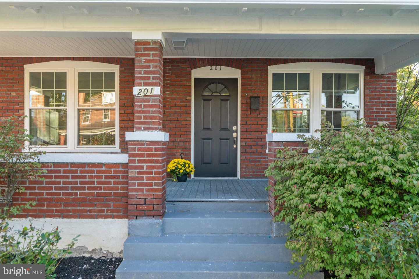 201 Parkway Street  Winchester VA 22601 photo