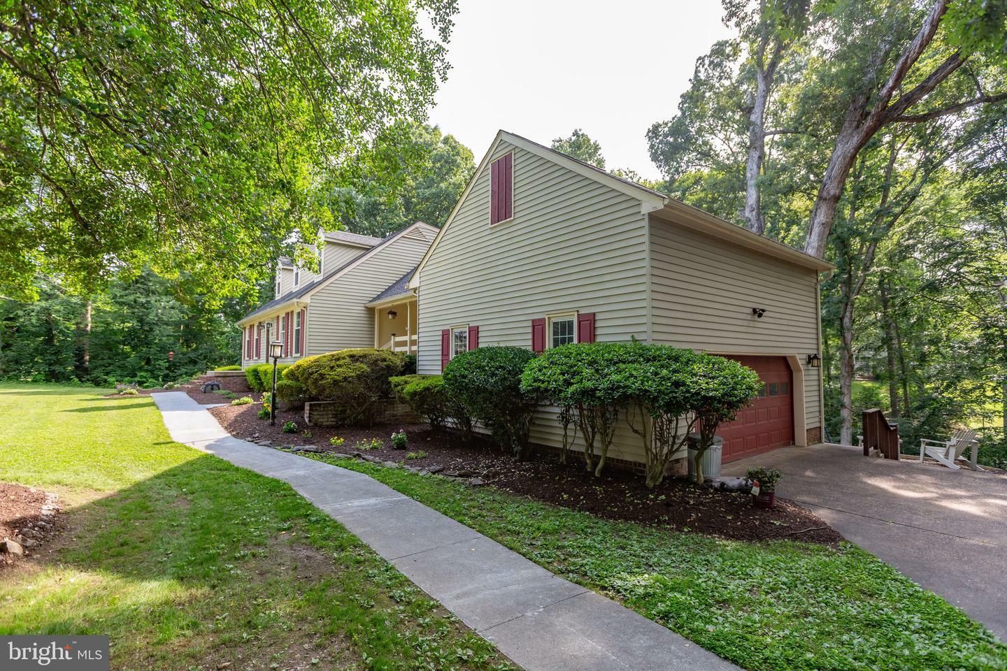 Property Photo:  1550 Clover Drive  VA 22407 