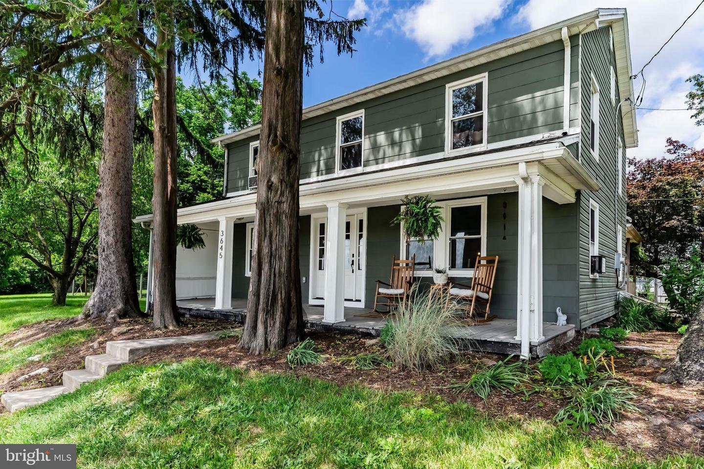 Property Photo: 3645 N Susquehanna Trail PA 17404