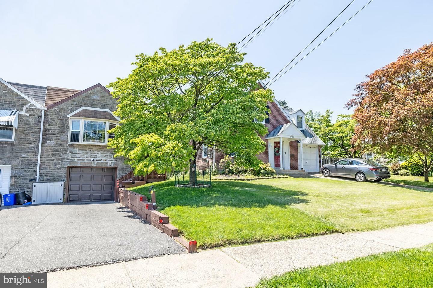 Property Photo: 930 Napfle Avenue PA 19111