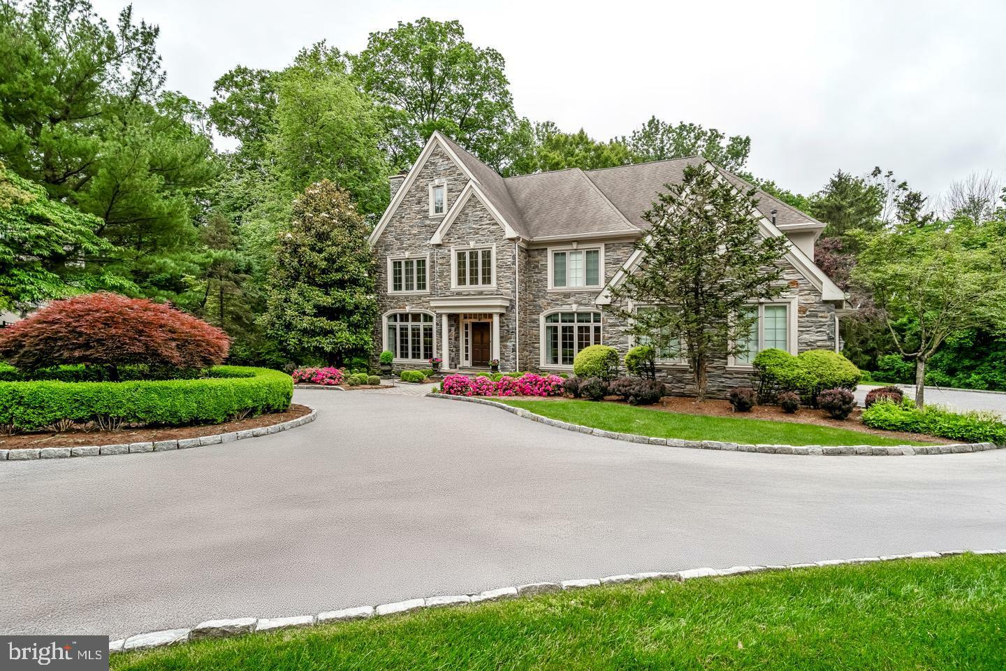 Property Photo: 841 Colony Court PA 19010