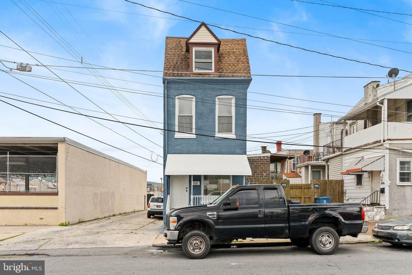 Property Photo: 910 Pike Street PA 19604