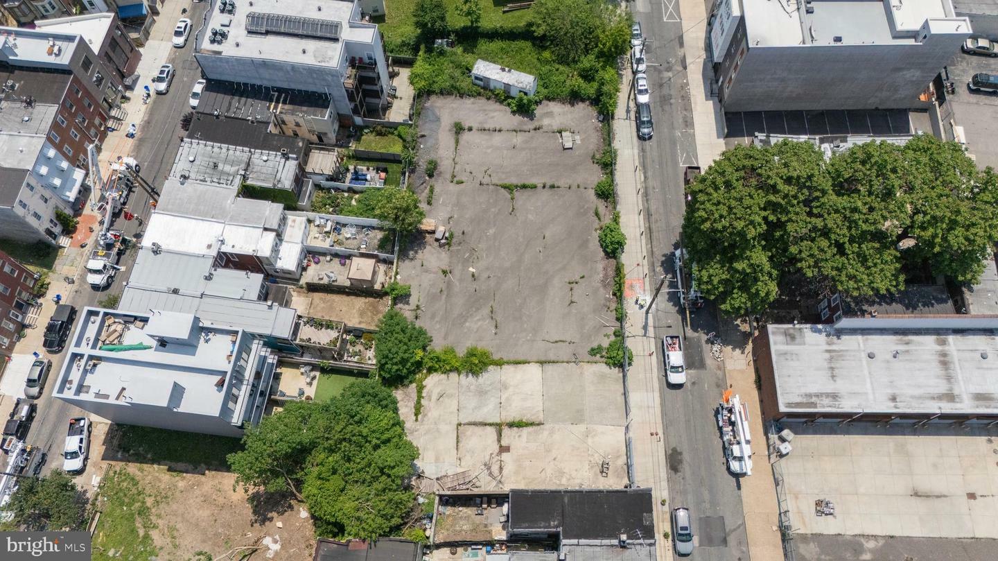 Property Photo:  1237 W College Avenue 45  PA 19121 