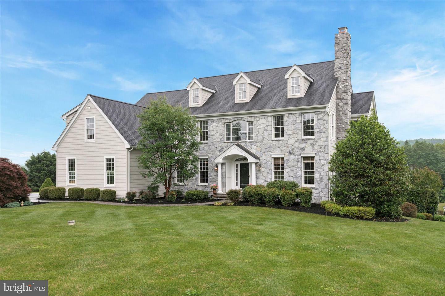 116 Osborne Circle  Kennett Square PA 19348 photo