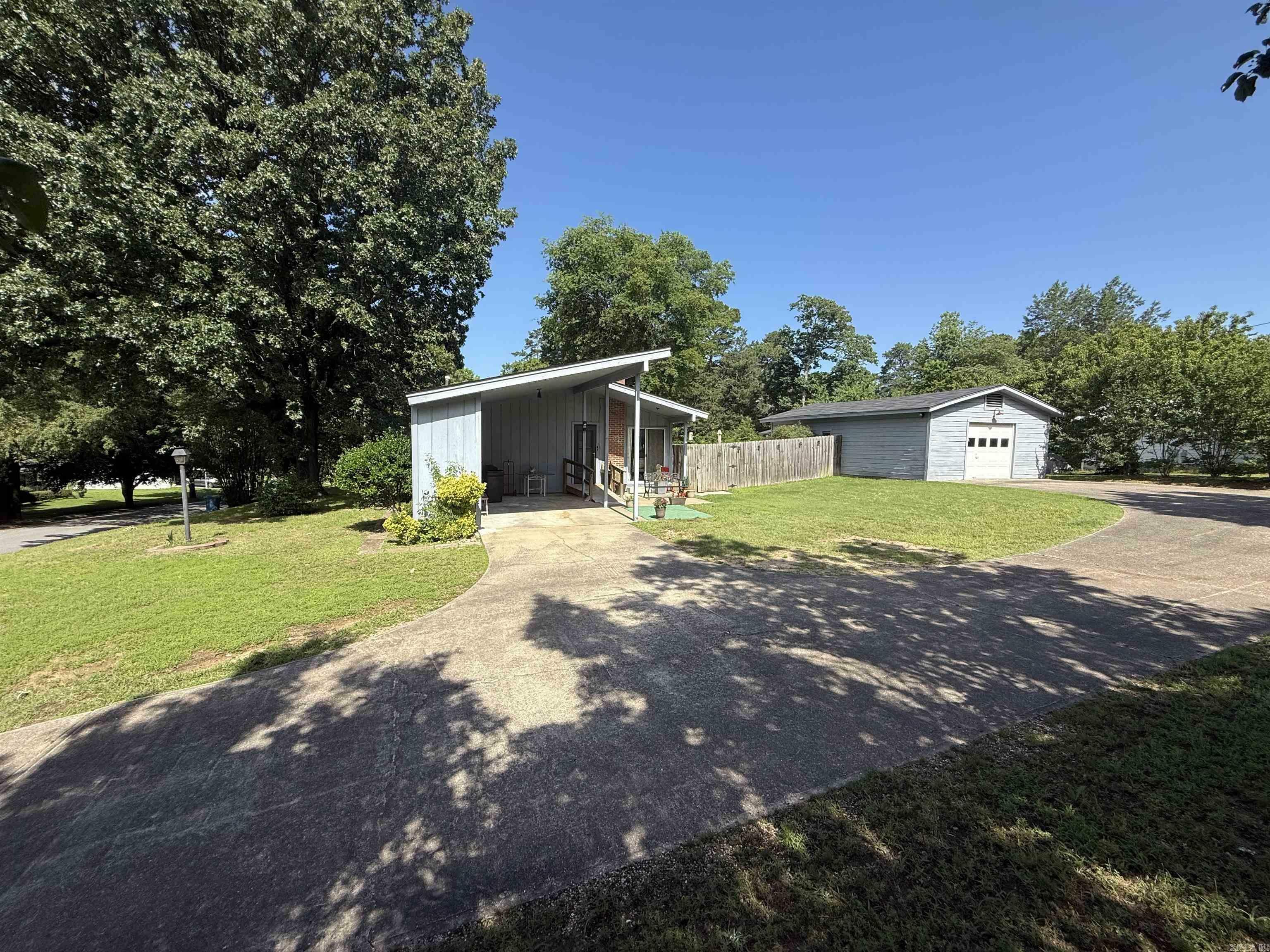 Property Photo: 2705 Ranchwood Drive AR 72015