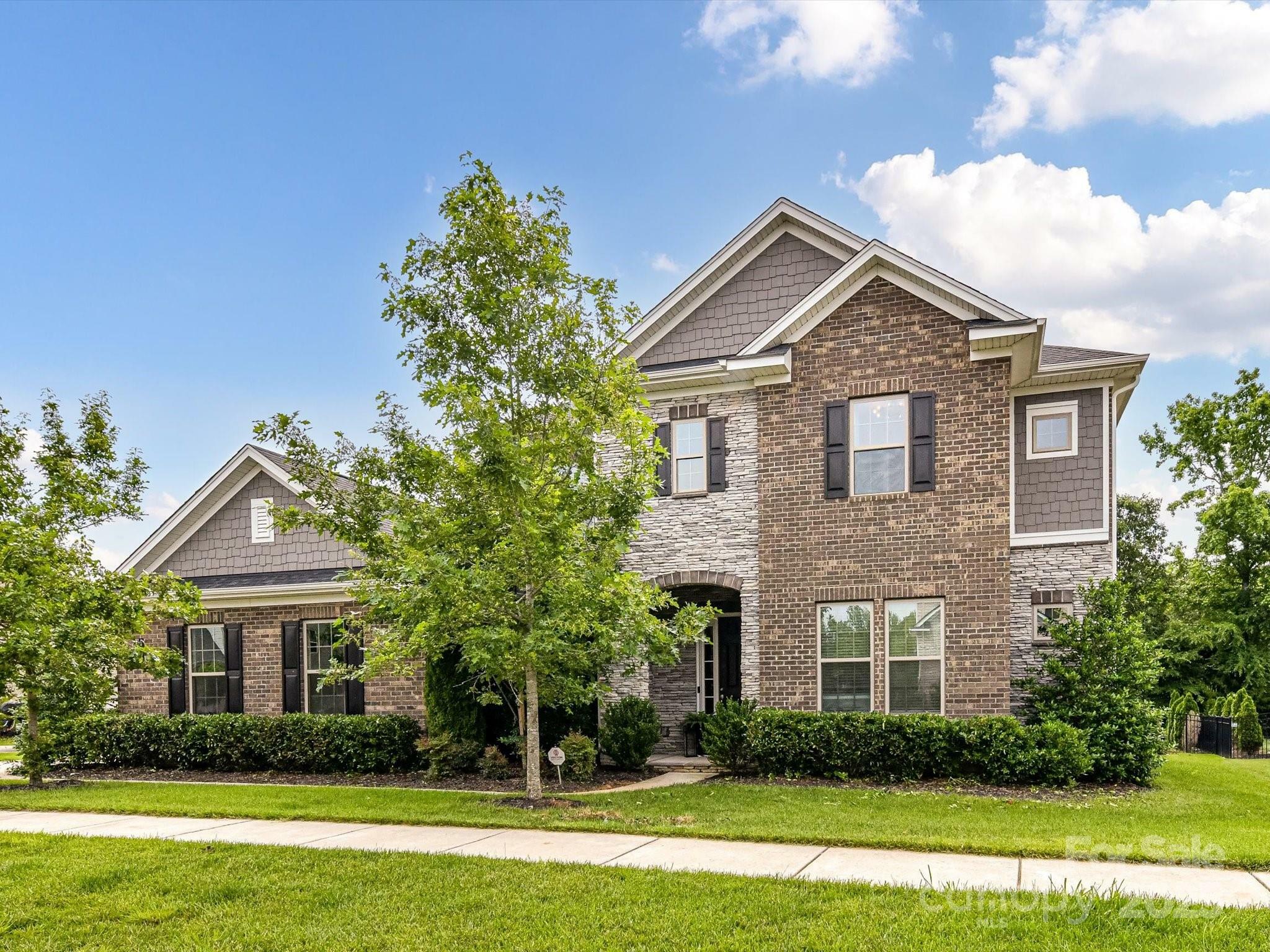 121 Enclave Meadows Lane  Matthews NC 28104 photo