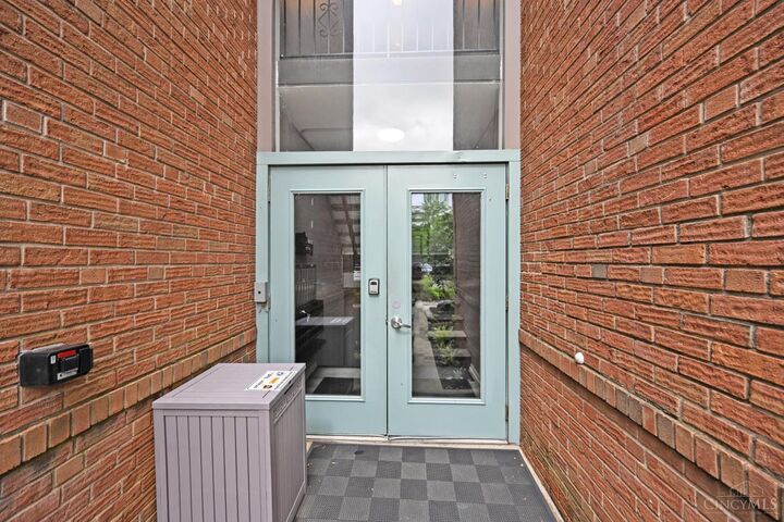 Property Photo: 3809 Petoskey Avenue OH 45227