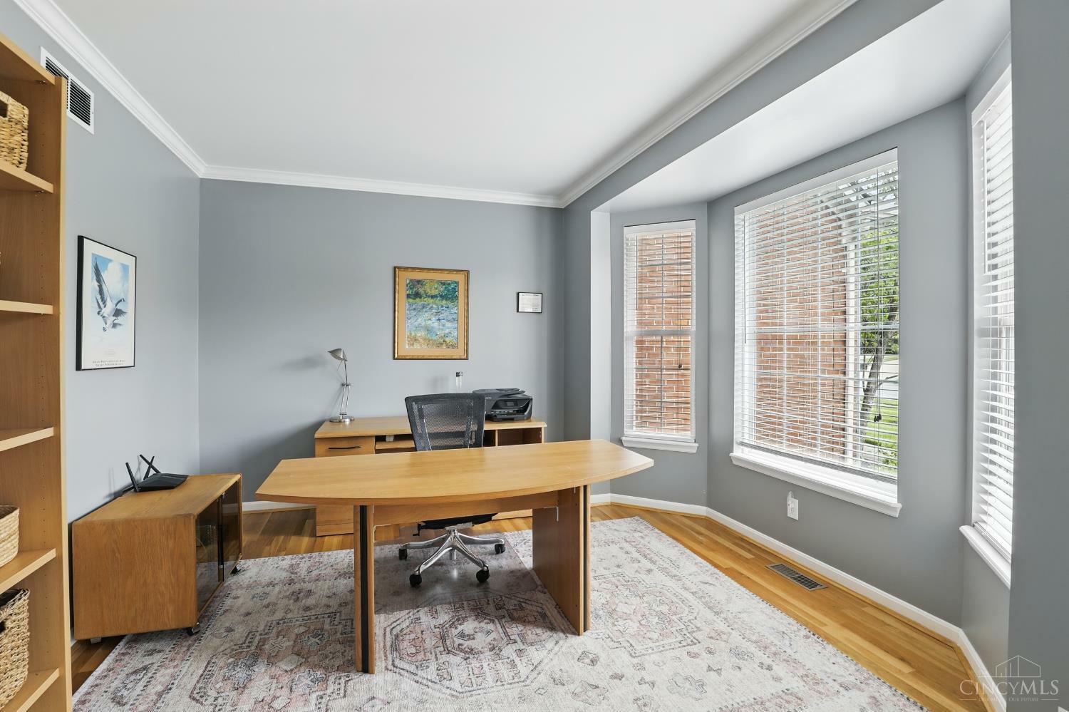 Property Photo: 2261 Endovalley Drive OH 45244