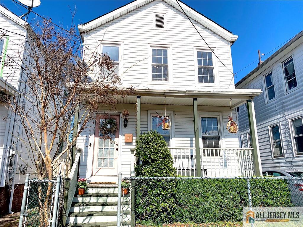 Property Photo:  21 Alexander Street  NJ 08901 