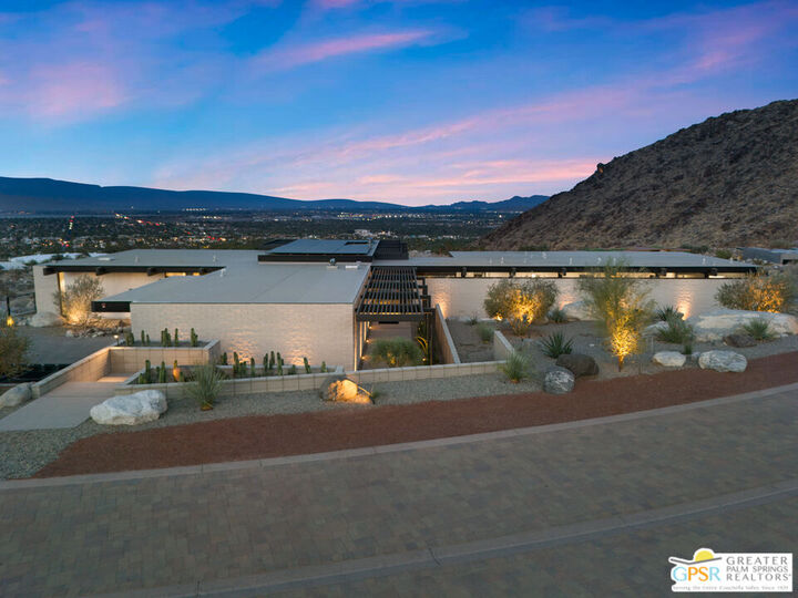 Property Photo: 2399 City View Dr CA 92262