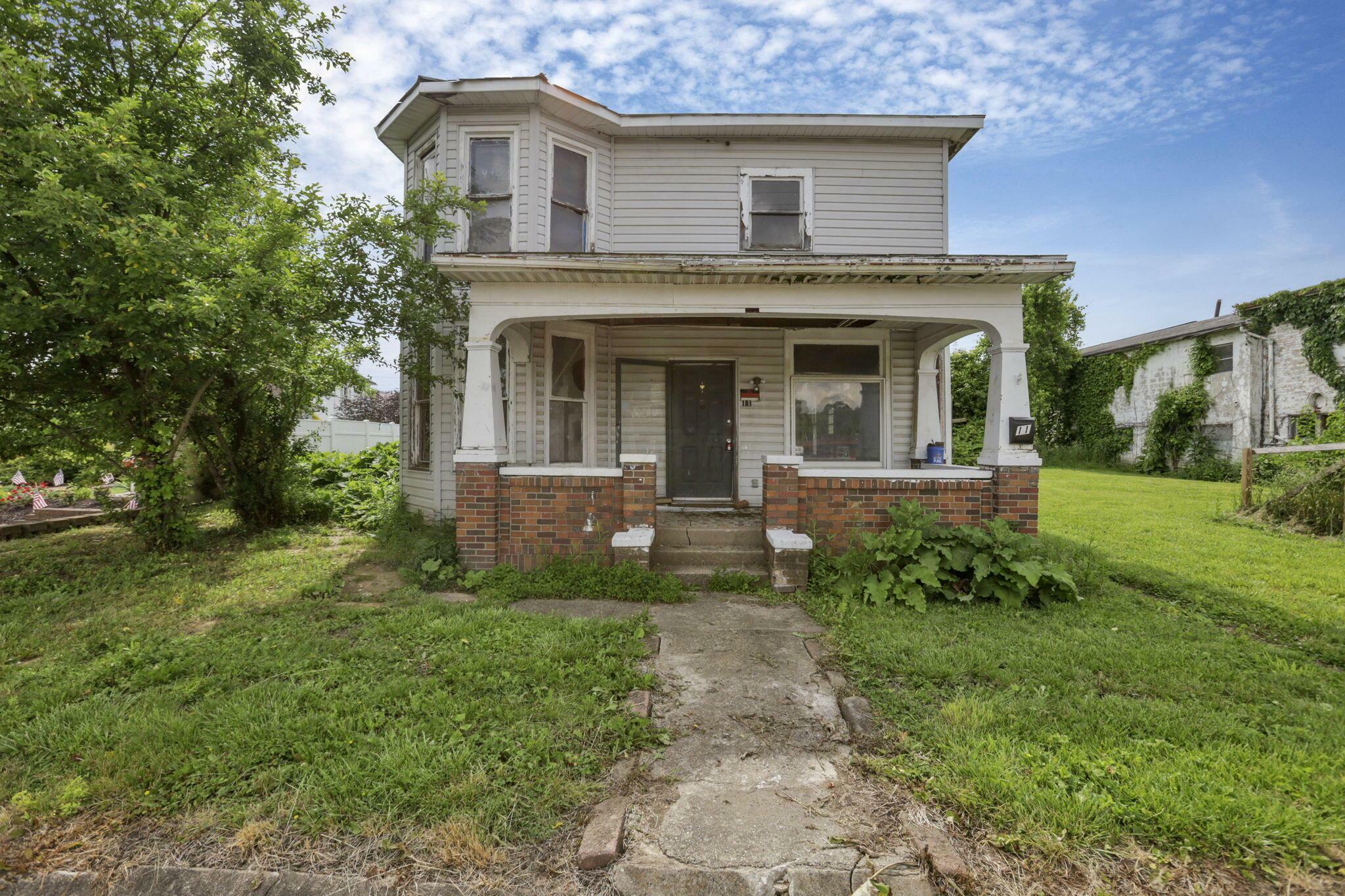 Property Photo: 11 N Main Street OH 43777