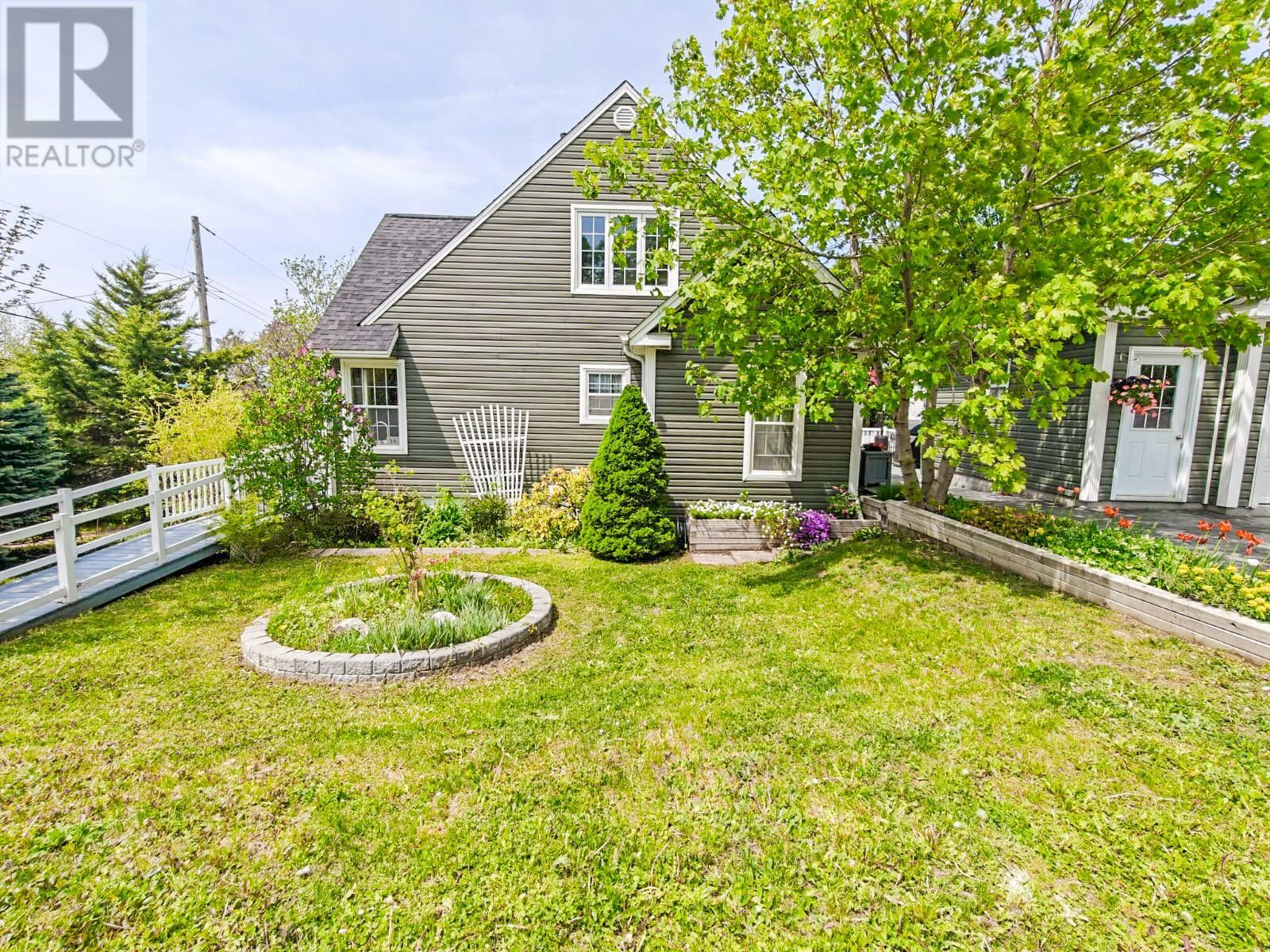 39 Queen Street  Corner Brook NL A2H 2P6 photo