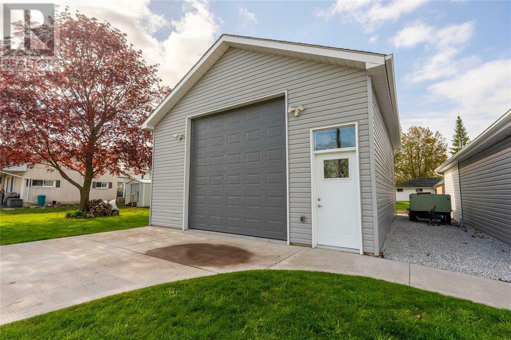 Photo de la propriété: 1191 Emily Street ON N0N 1M0
