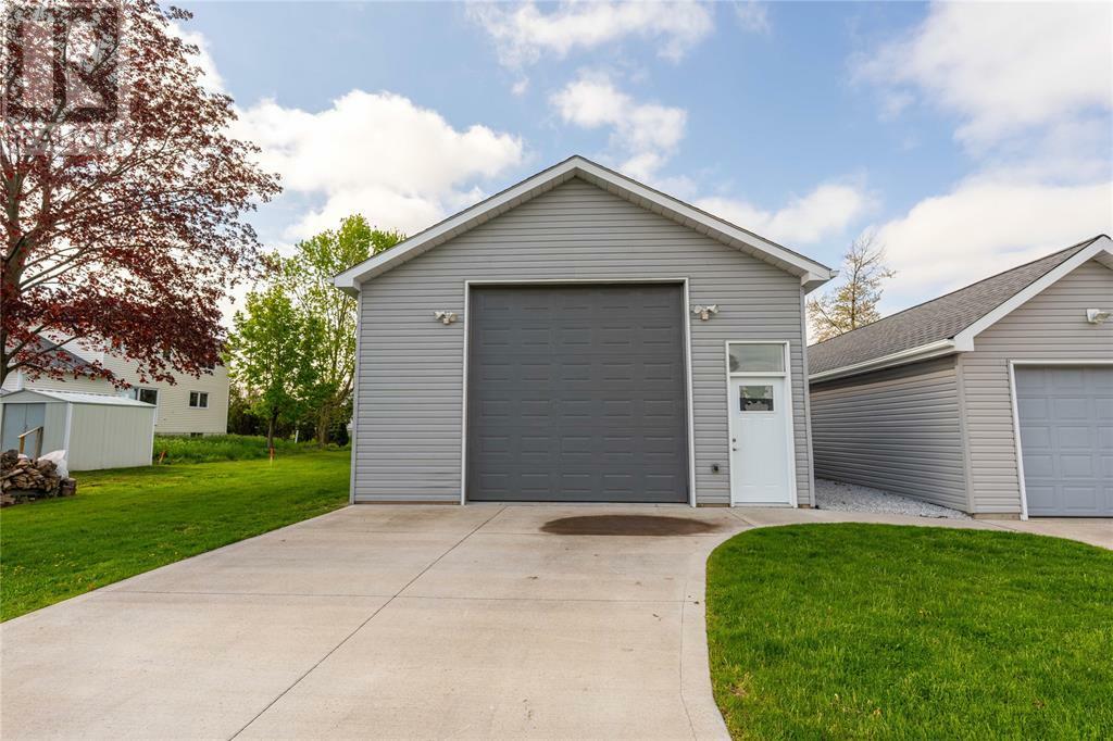Property Photo: 1191 Emily Street ON N0N 1M0