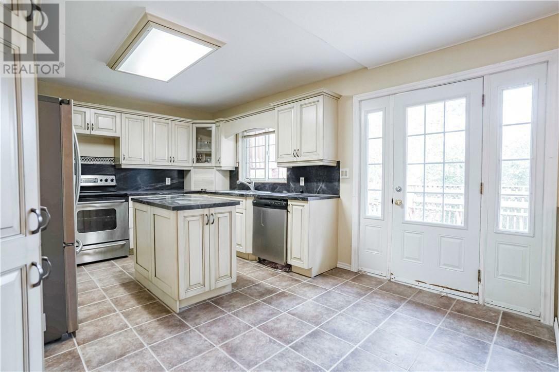 Photo de la propriété: 10 Lapensee Street ON P0M 2W0