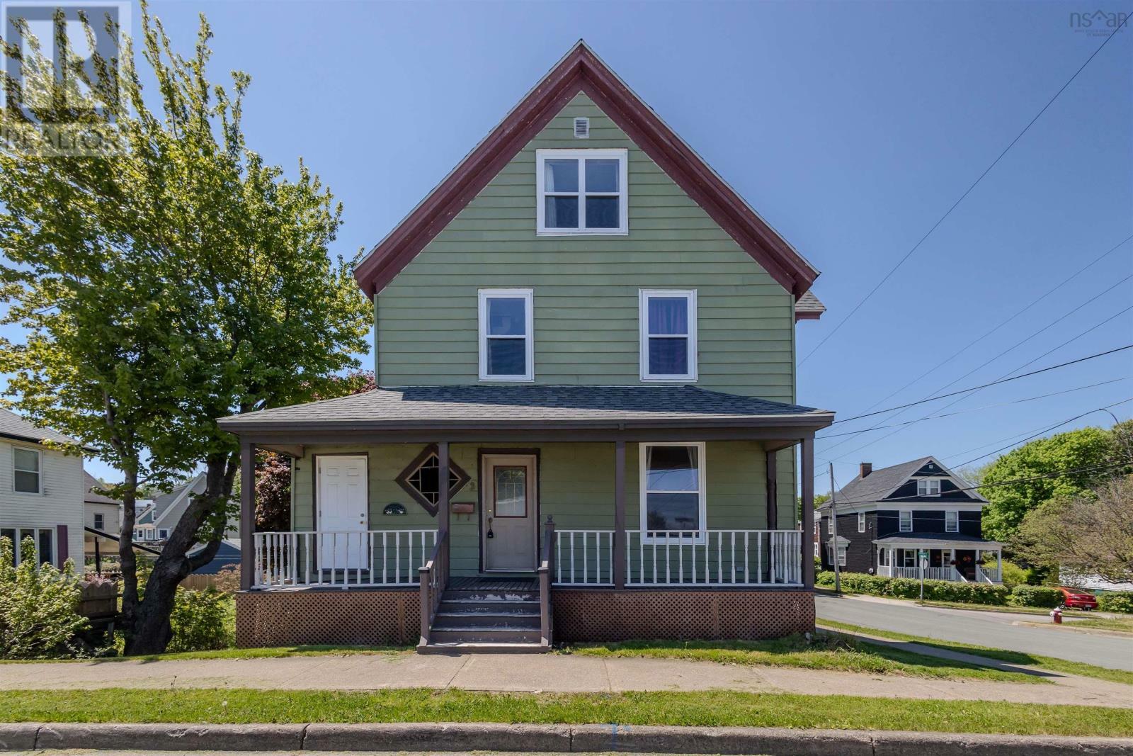 Photo de la propriété: 2 Ingoville Street NS B1S 2S9