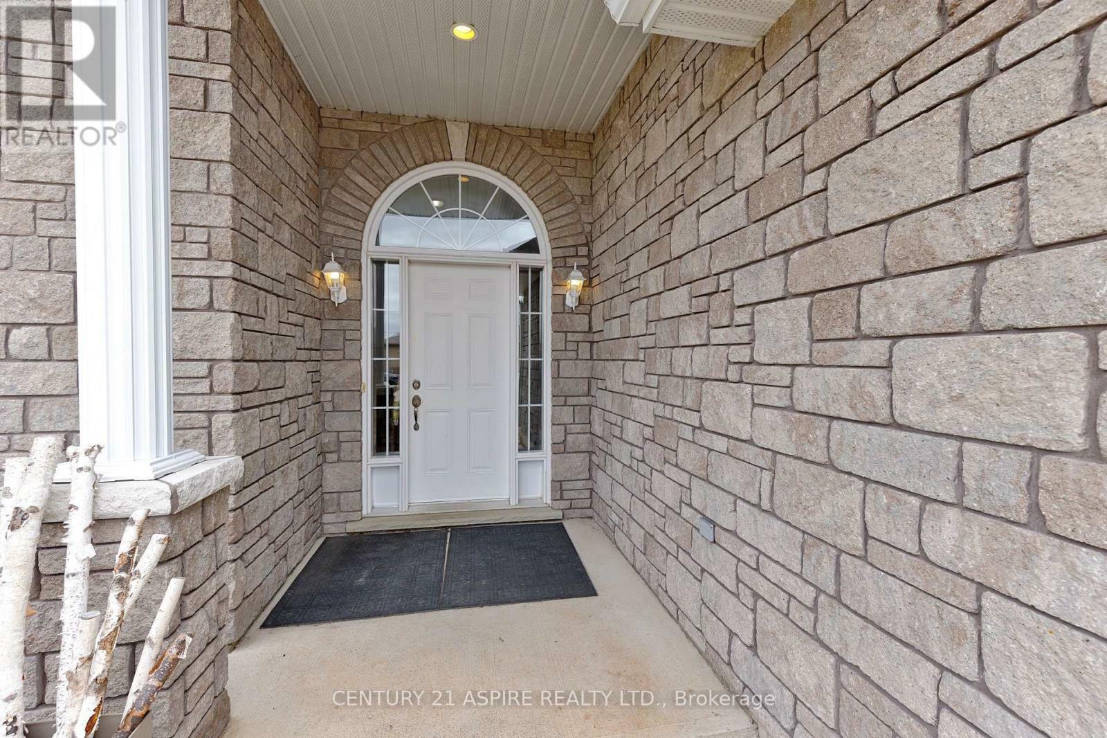 Property Photo: 2017 Sandstone Crescent ON K8H 0B2