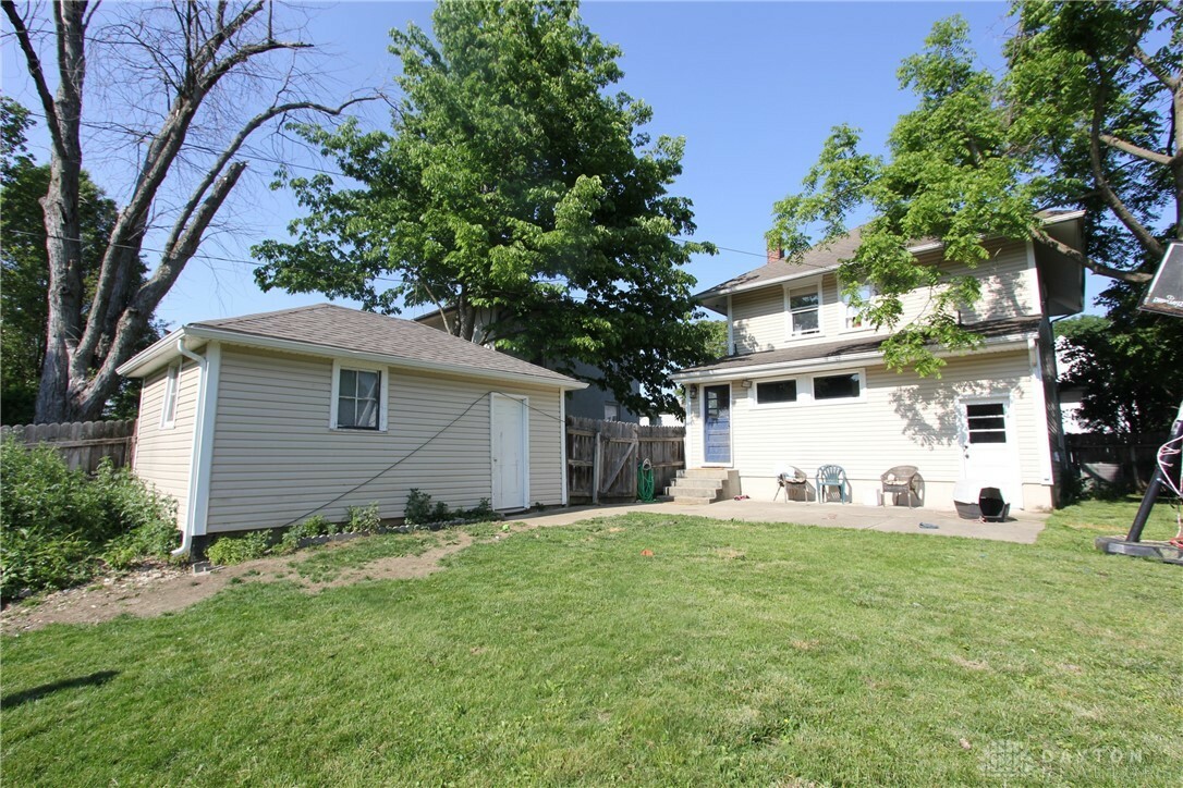 Property Photo: 530 Pennsylvania Avenue OH 45373