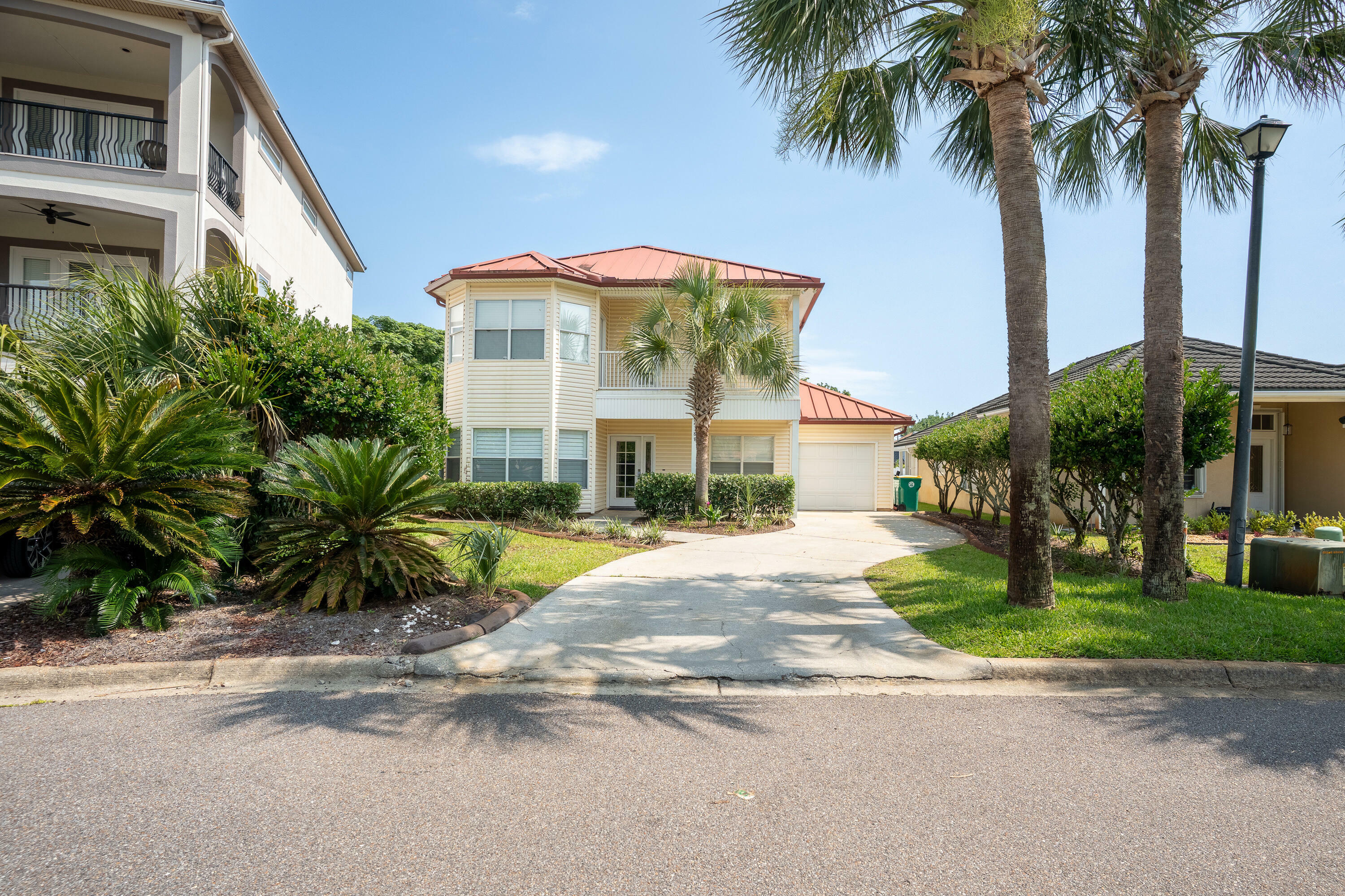 Property Photo: 2388 Palm Harbor Drive FL 32547