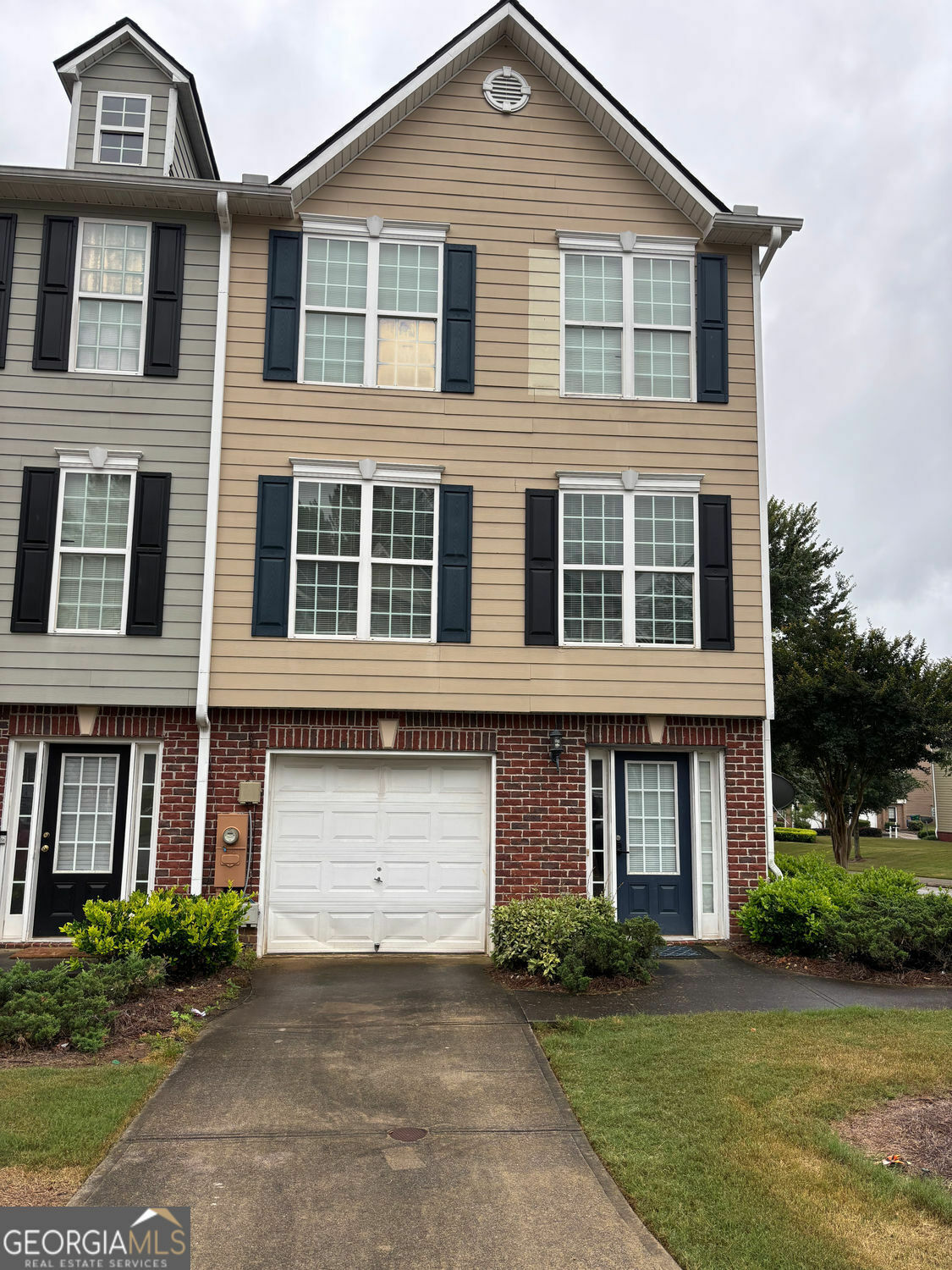 Property Photo: 6231 Redan Overlook GA 30058