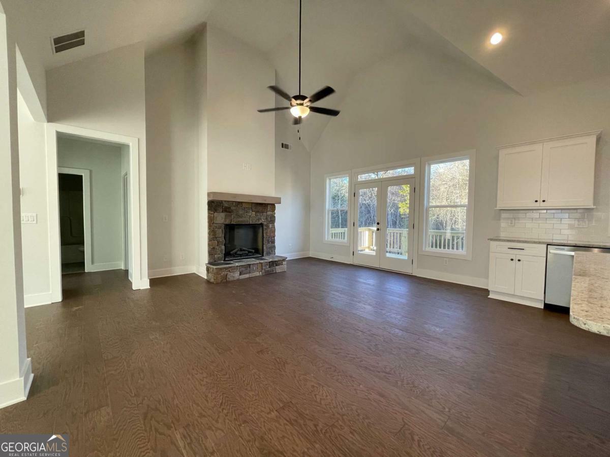 Property Photo: 3605 Garden Lakes Parkway NW GA 30165