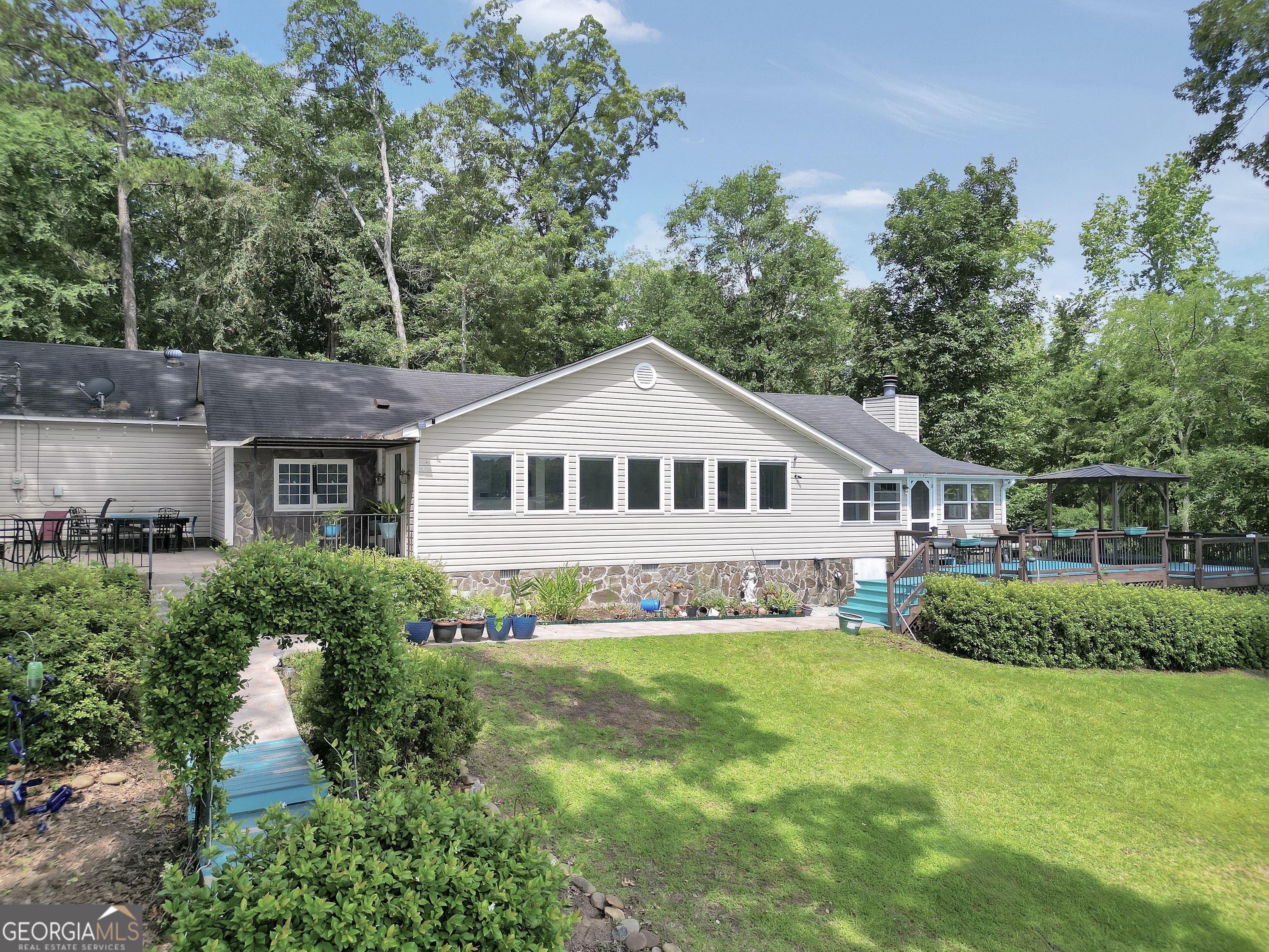 Property Photo: 172 B Hummingbird Lane GA 30233