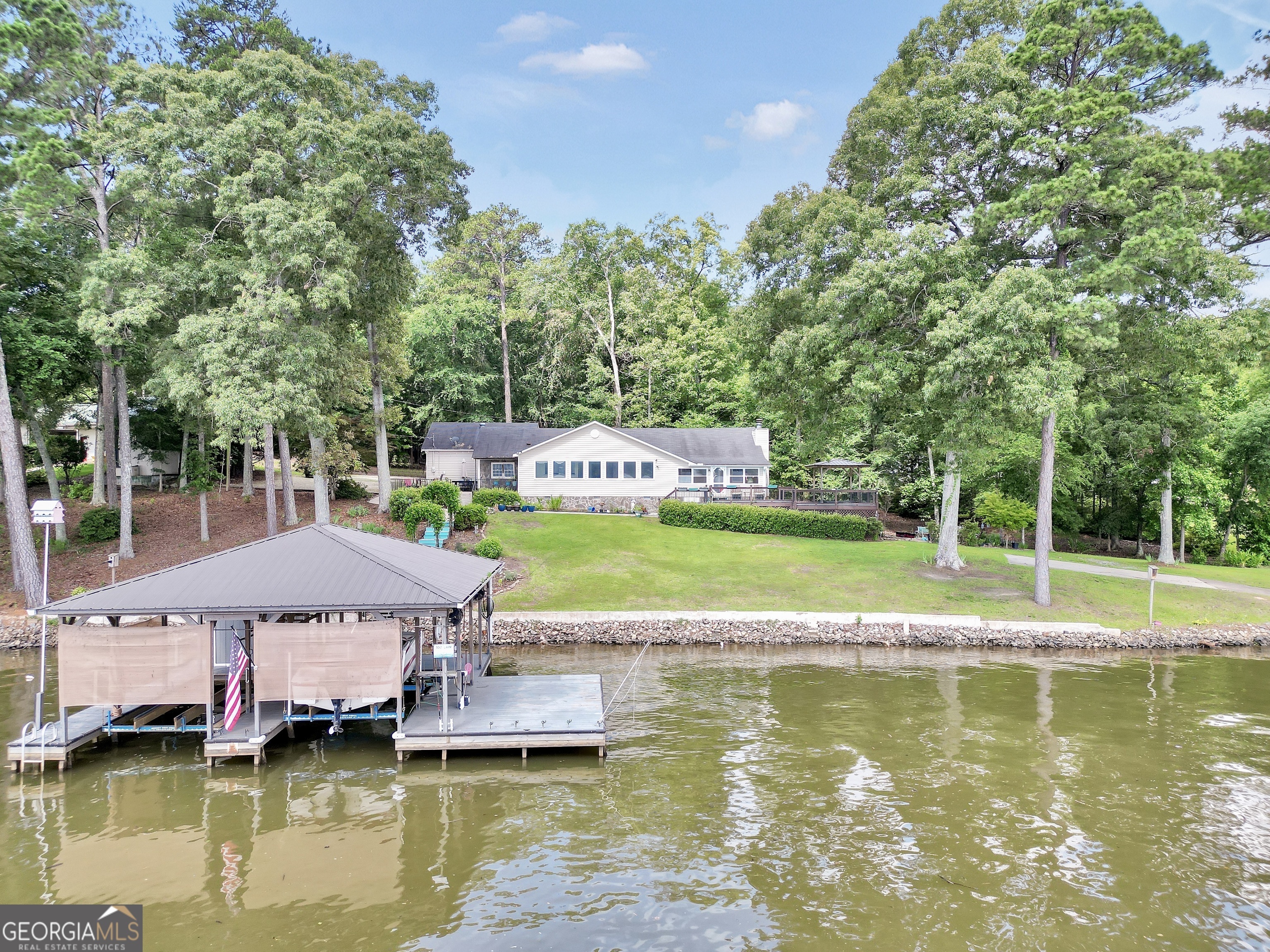 Property Photo:  172 B Hummingbird Lane  GA 30233 