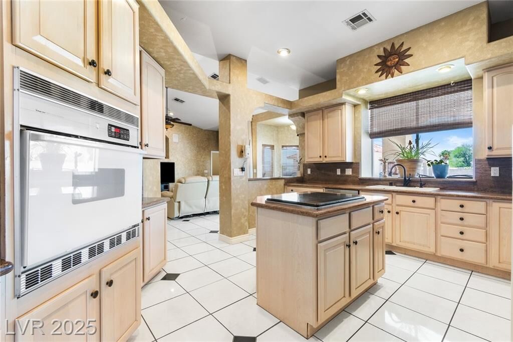 Property Photo:  4545 West Agate Avenue  NV 89139 