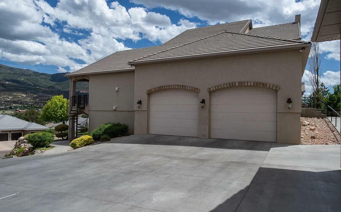 Property Photo: 940 S Ridge Rd UT 84720