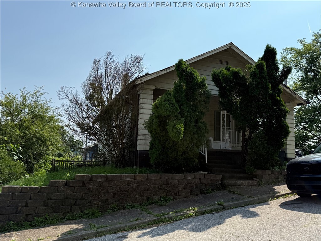 Property Photo: 1123 Beech Avenue WV 25312