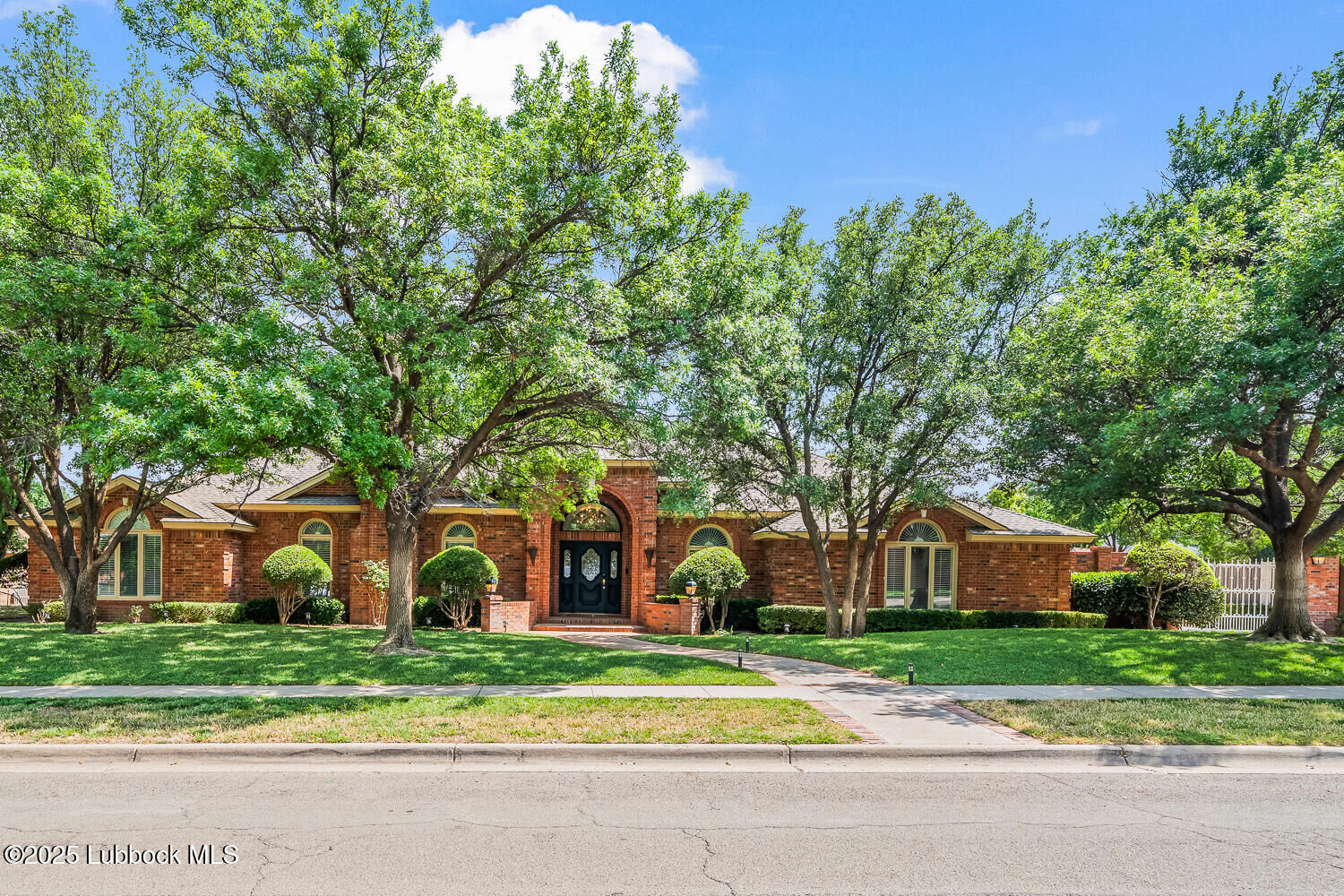 Property Photo: 4119 86th Street TX 79423