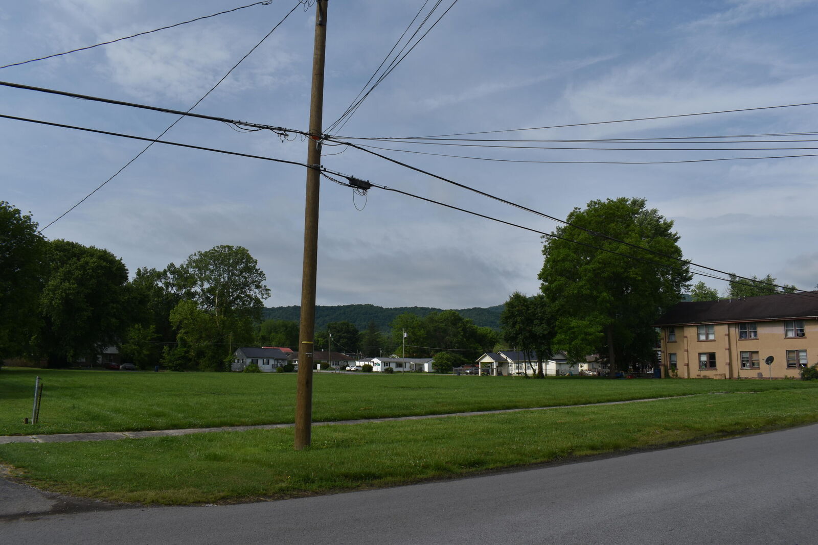 Property Photo:  321 Chester Avenue  KY 40965 