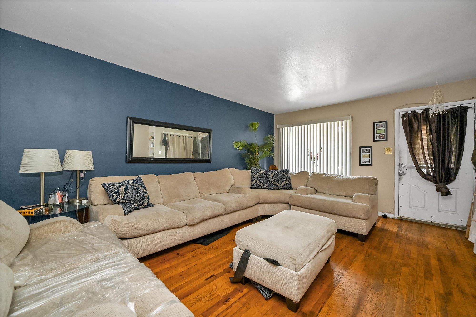 Property Photo:  15542 Linden Boulevard  NY 11434 