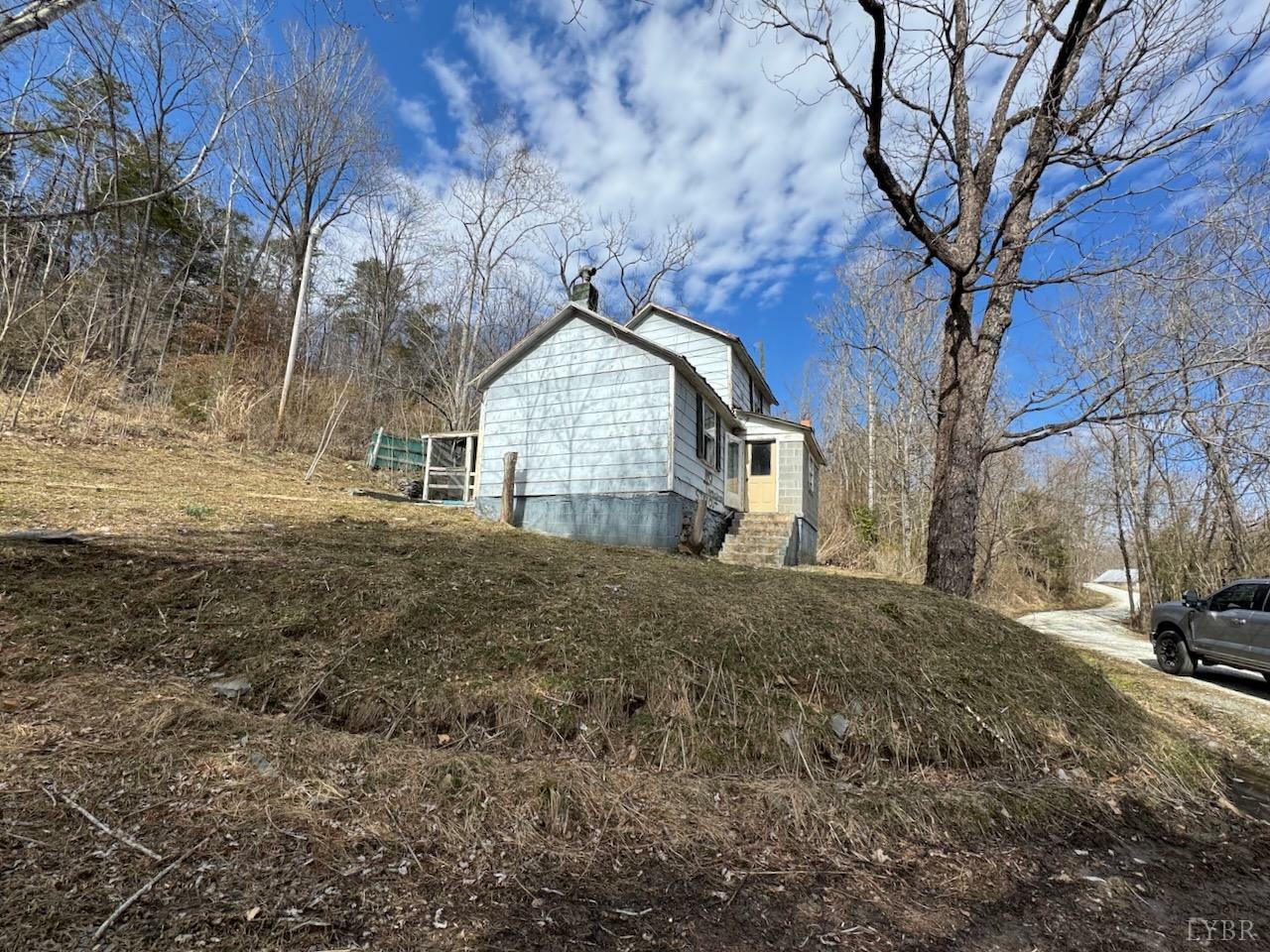 Property Photo: 5698 Rockfish River Road VA 22969