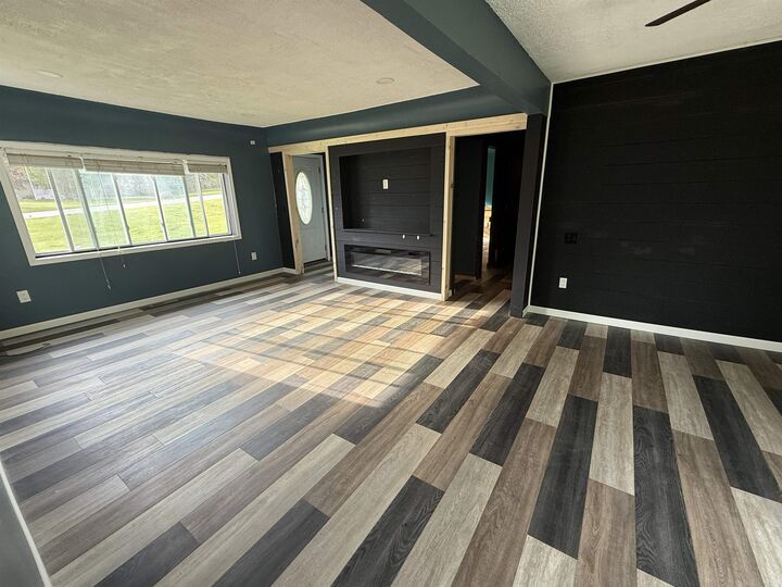 Property Photo:  240 Lumm Street  MI 48624 