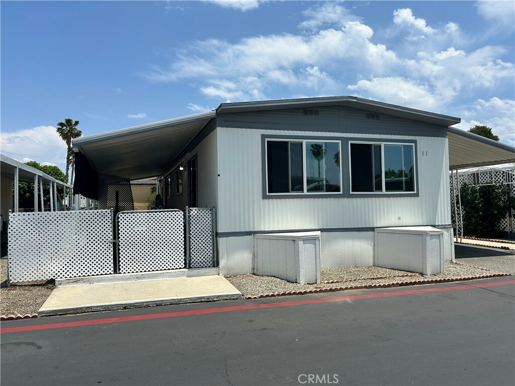 Property Photo: 1455 S State Street 111 CA 92543