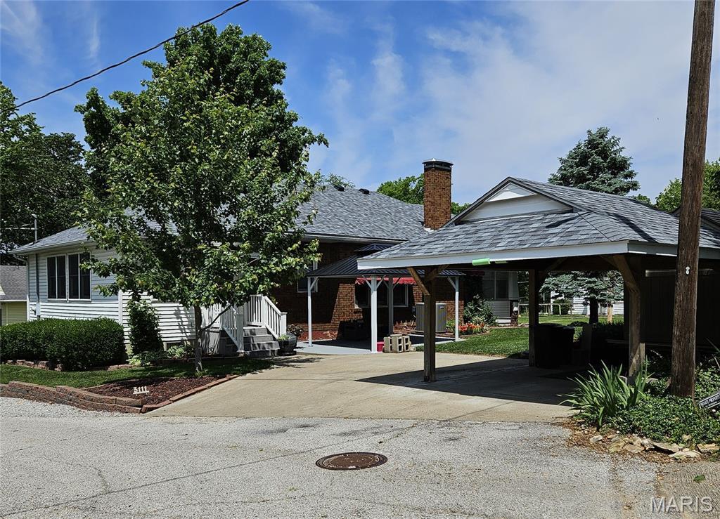 Property Photo: 3111 Pleasant Street MO 63401