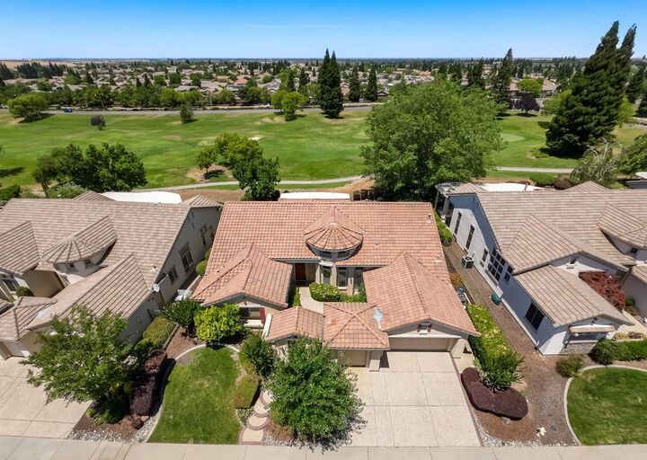 Property Photo:  2076 Stonecrest Lane  CA 95648