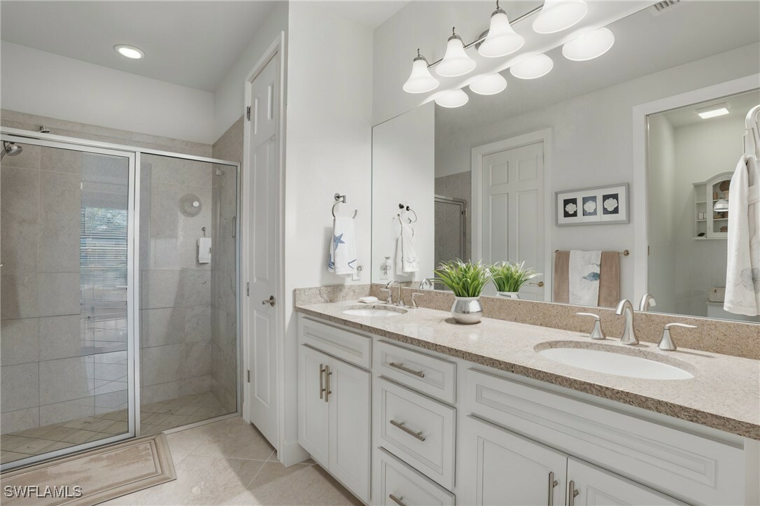 Property Photo: 7602 Jacaranda Lane FL 34114