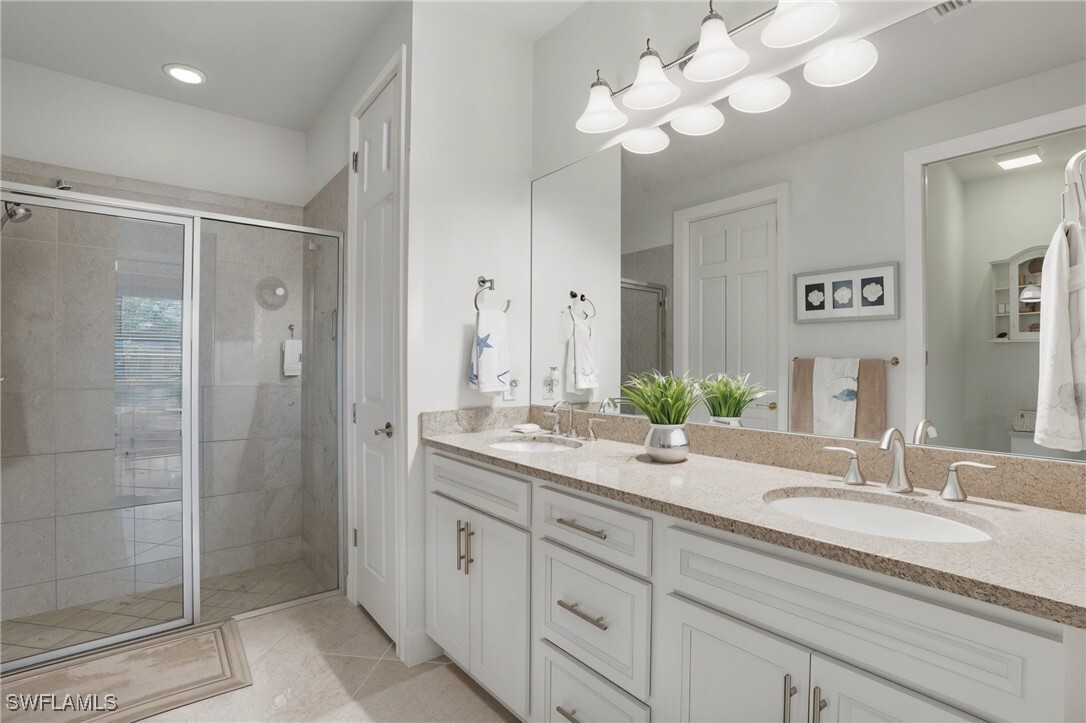 Property Photo: 7602 Jacaranda Lane FL 34114