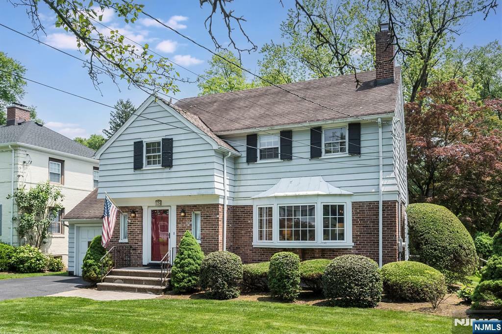 Property Photo: 124 Central Avenue NJ 07452