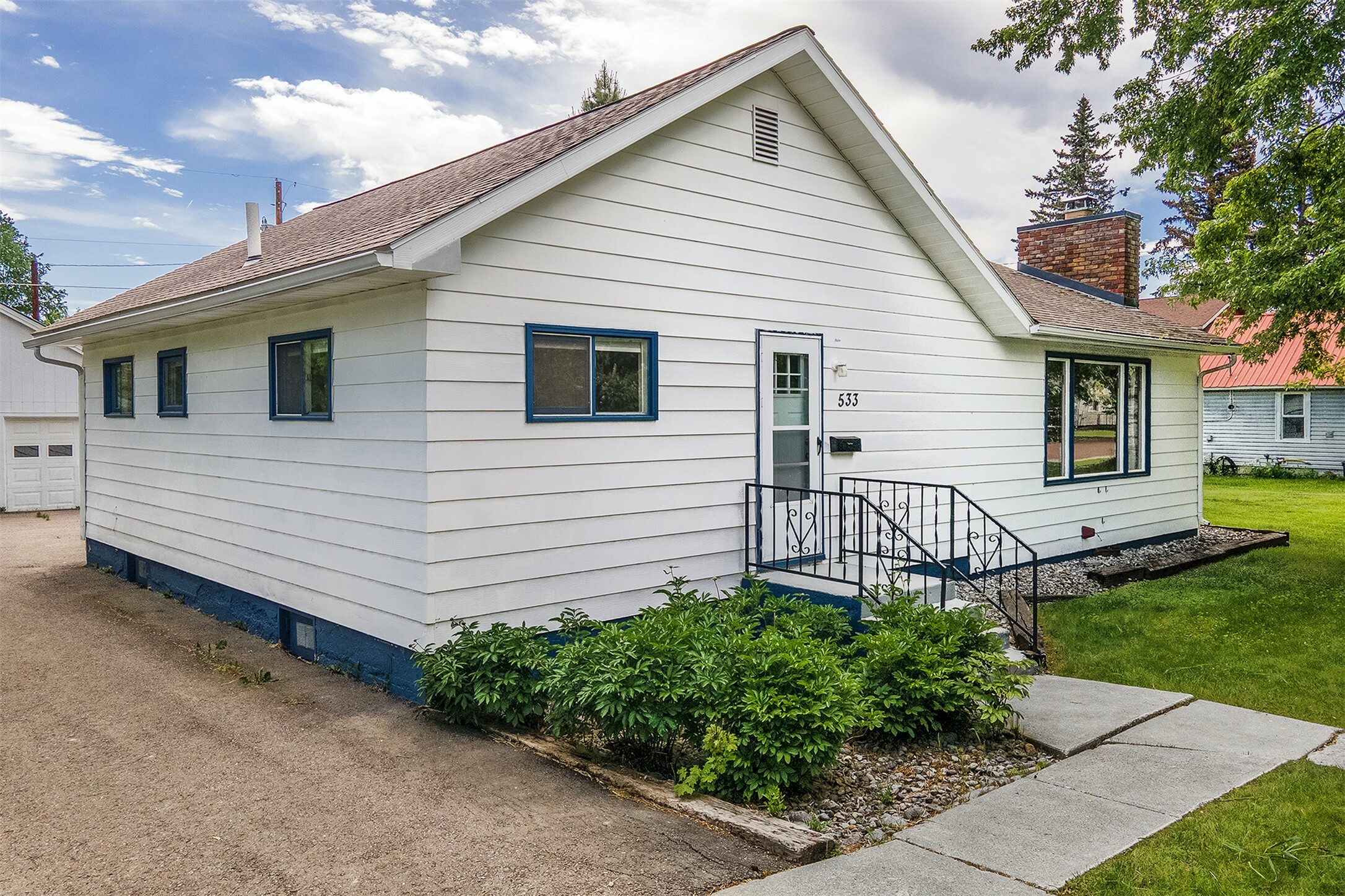 Property Photo: 533 Park Avenue MT 59937