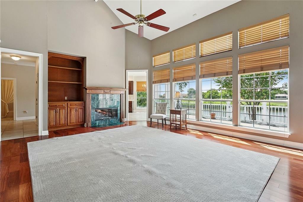 Property Photo: 8 La Quinta Drive LA 70458