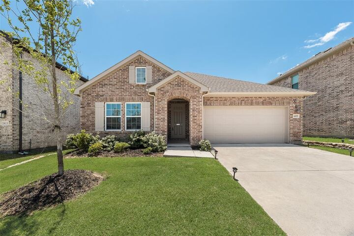 Property Photo: 609 Declaration Drive TX 75407