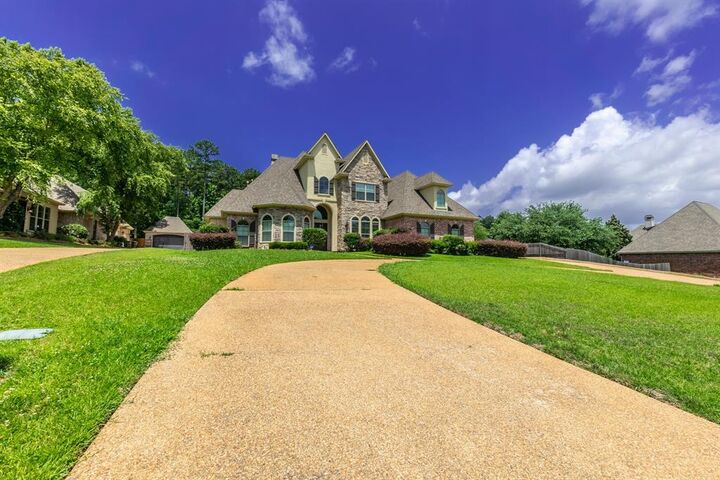 Property Photo:  2716 Stone Creek Drive  LA 71106