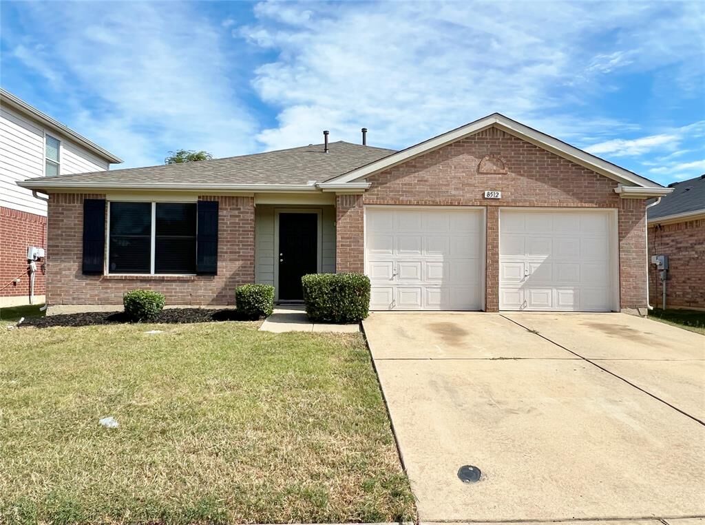 Property Photo:  8512 Cactus Patch Way  TX 76131 