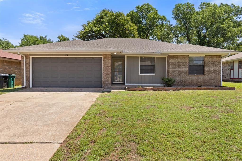 Property Photo: 5112 Gaines Street OK 73135