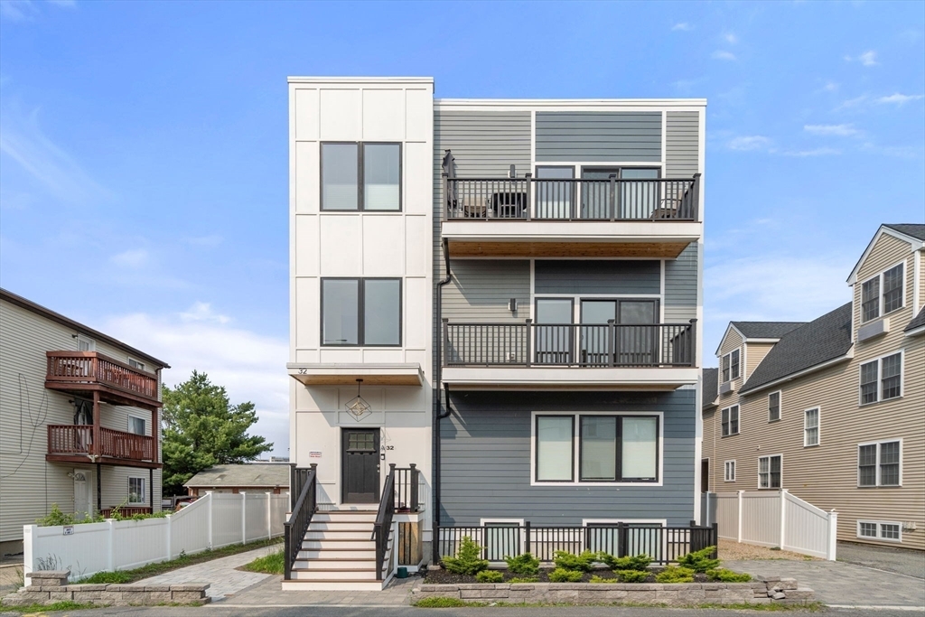 Property Photo: 32 Murdock St 2 MA 02145