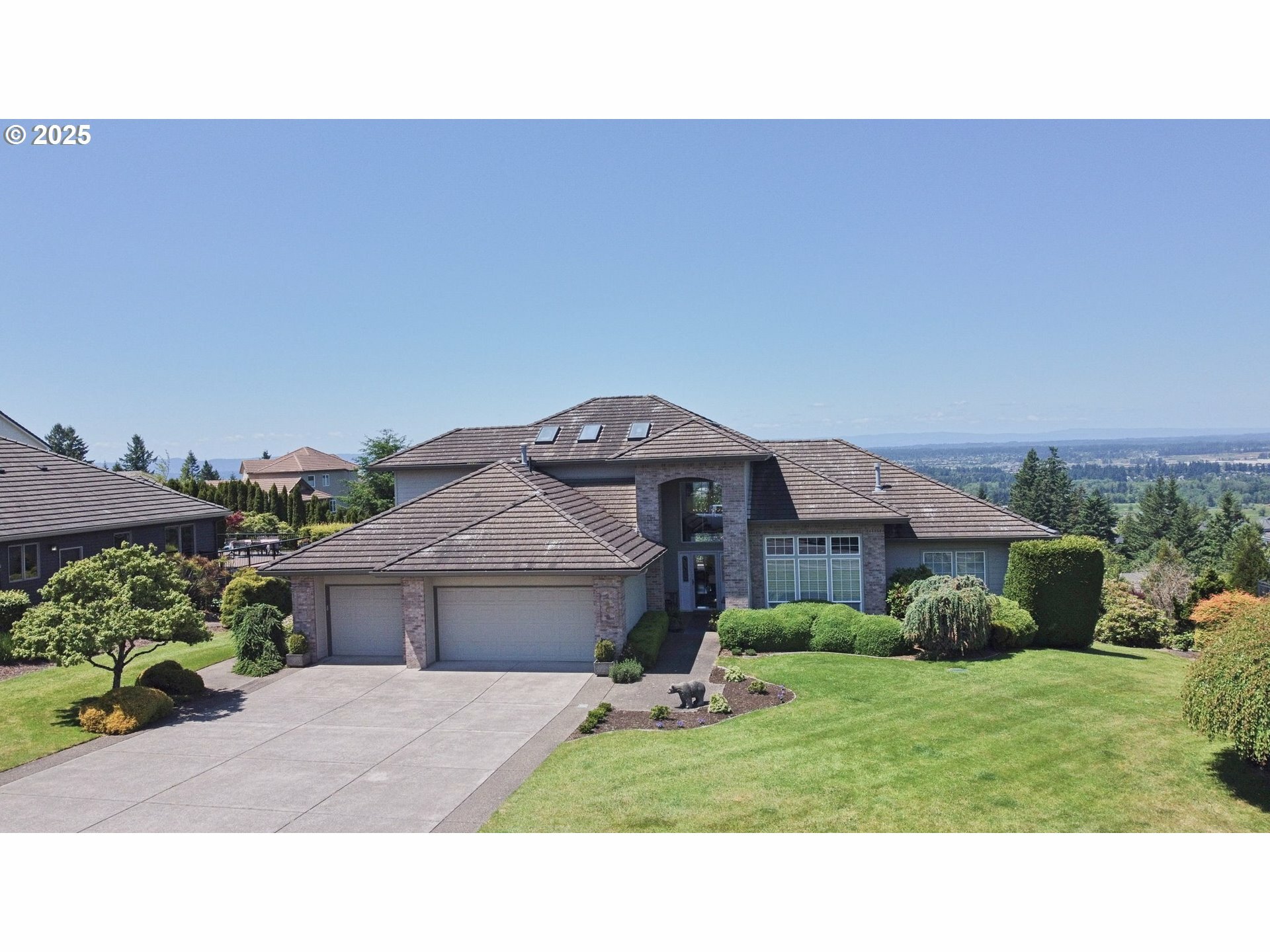 Property Photo:  2609 NW Cascade St  WA 98607 