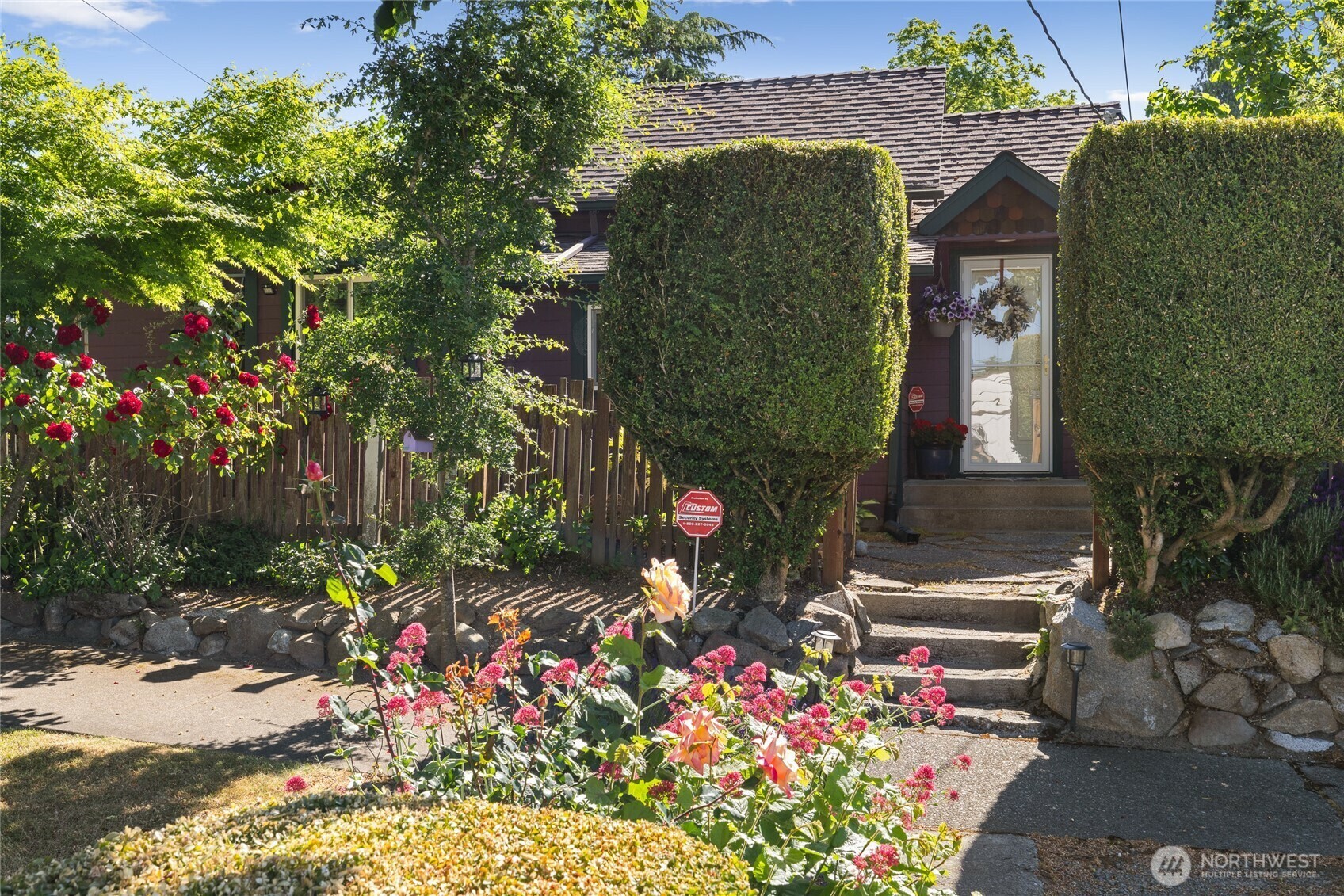 Property Photo: 1007 N Ferdinand Street WA 98406